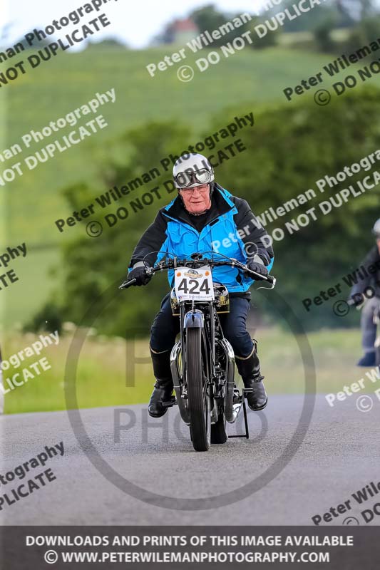 Vintage motorcycle club;eventdigitalimages;no limits trackdays;peter wileman photography;vintage motocycles;vmcc banbury run photographs